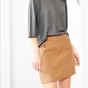 ✨ Wool GAP Mini Skirt ✨